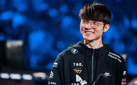 Faker Officially Voted First Inductee Into Riots New Lol Hall Of Legends