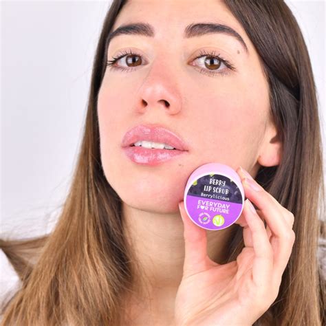 Kiss Therapy Berrylicious Lip Scrub And Balm Everyday For Future