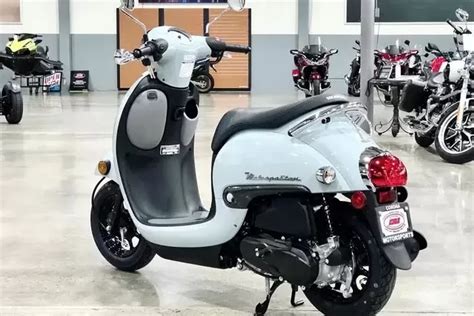 Melihat Lebih Dekat Inovasi Terbaru Honda Scoopy Stylo 2023 Yang