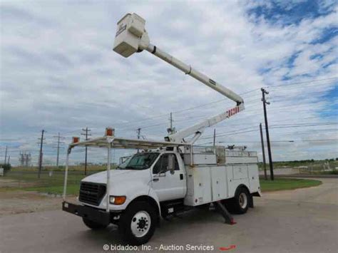 Ford F750 Xl Super Duty 2003 Bucket Boom Trucks