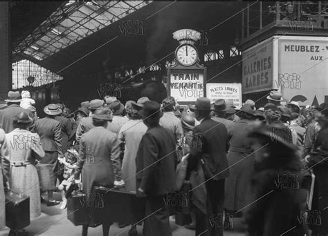 Voyageurs La Gare Saint Lazare Paris Vers