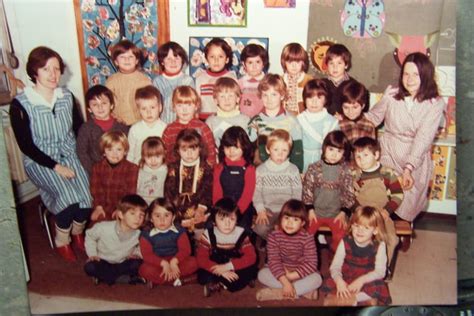 Photo de classe Deuxième section 1983 1984 de 1983 MATERNELLE JEAN