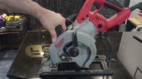 Milwaukee Worm Drive 7 Circular Saw Review And Price By Fe Youtube