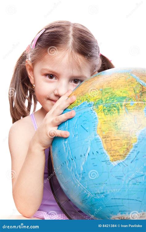 Petite Fille Avec Le Globe Photo Stock Image Du Joyeux 8421384