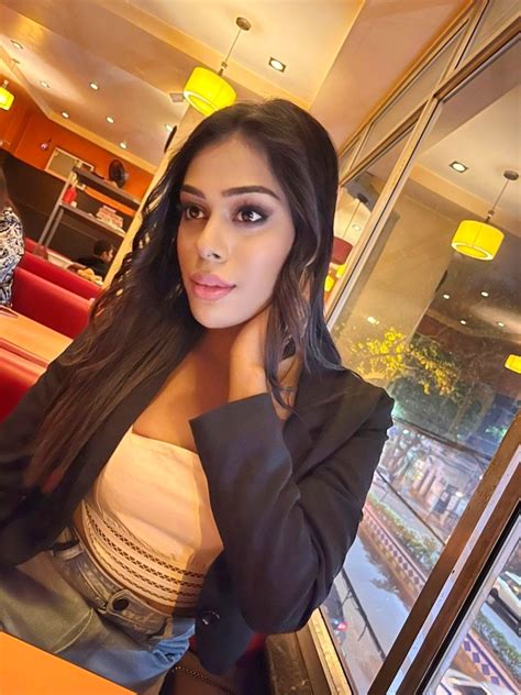 Hot Good Shemale My Pussy Faking Me Indian Transsexual Escort In Bangalore