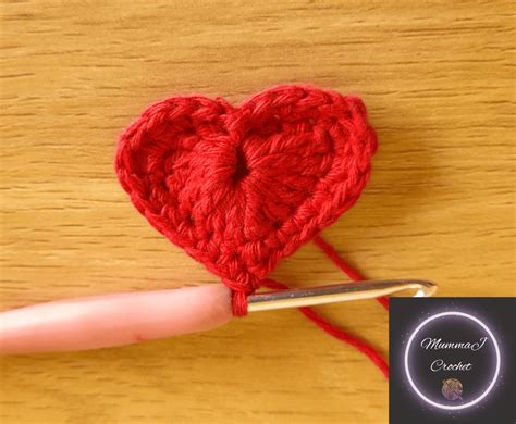 Crochet Heart Bookmark Pattern – MummaJ Crochet