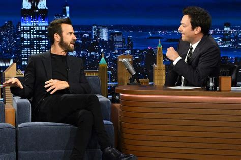 Justin Theroux Addresses Rumors That He Gets Naked On Planes Were In