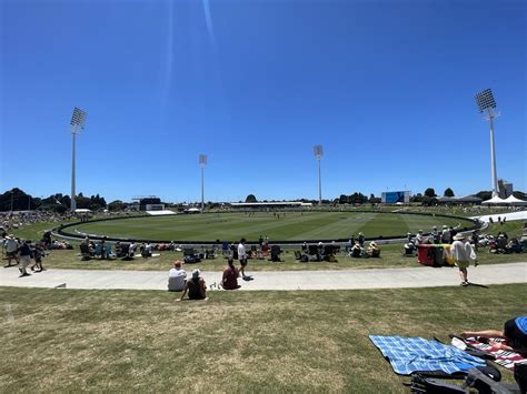 Phenomenal day at the Bay Oval today : r/newzealand