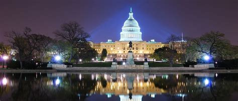 Washington DC: National Mall Night Tour | GetYourGuide