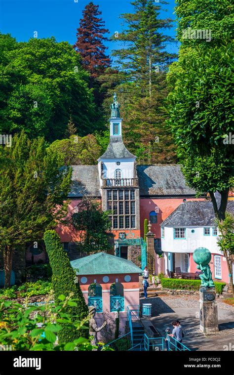 Portmeirion Villaggio Turistico Immagini E Fotografie Stock Ad Alta