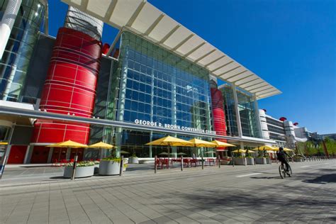 George Brown Convention Center Conference Avril Georgiana