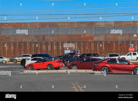 Border wall in San Luis Río Colorado, Mexico. San Luis Río Colorado ...