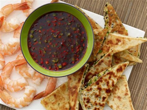 Sesame Scallion Flatbread With Shrimp And Sweet And Spicy Dipping Sauce