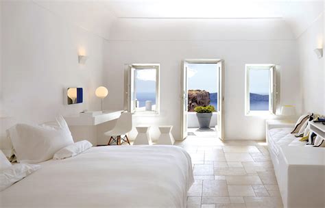 Grace Hotel Santorini Greece • Hotel Review By Travelplusstyle