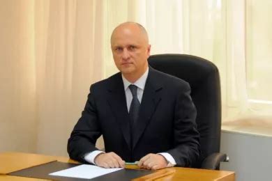 Скляр Роман Васильевич - Министр индустрии и инфраструктурного развития ...