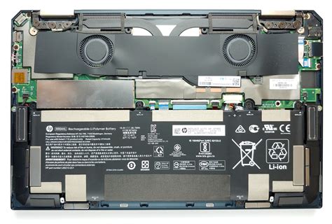 Inside HP Spectre x360 13 (13-aw0000) – disassembly and upgrade options