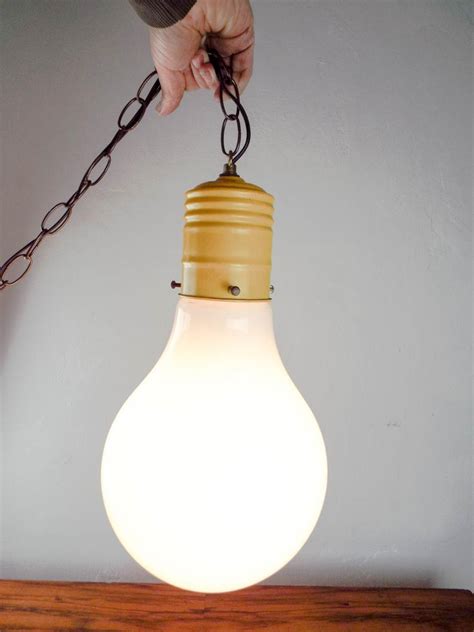 Light Bulb Hanging Lamp