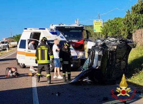 Olbia Incidente Stradale Sulla Provinciale Sul Posto I Vigili Del