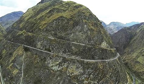 Tour A La Nariz Del Diablo Alaus Chimborazo Ecuador La Nariz Del