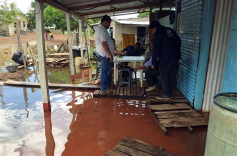 Cientos De Familias Damnificadas Por Inundaciones En Colombia El