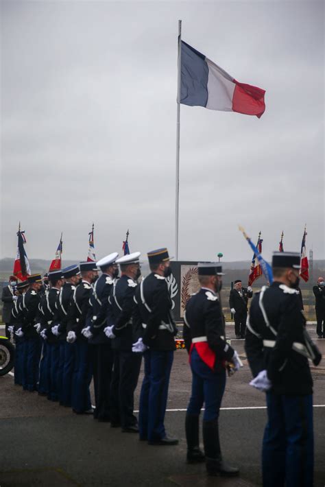 Photos Haute Saône Un Hommage Rendu à Vesoul Aux Gendarmes Décédés