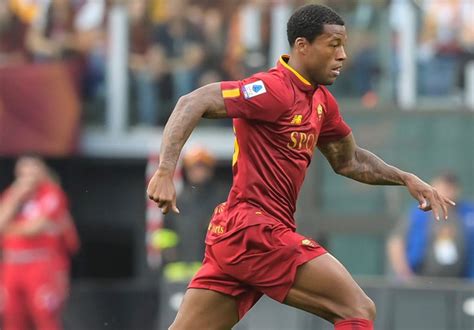 Calciomercato Wijnaldum è un nuovo giocatore dell Al Ettifaq VIDEO