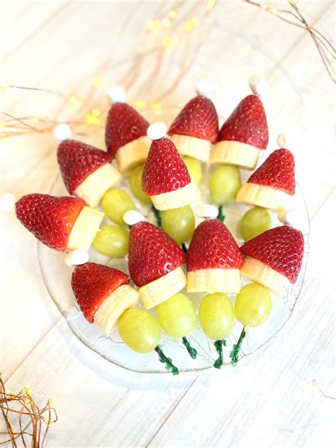 Christmas Grinch Fruit Skewers - Christmas Time Made Easy