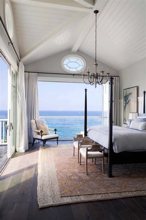 East Coast Meets West Coast In This California Beach House Dream