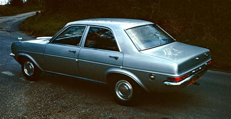 File:Vauxhall Viva HC 4 door.jpg - Wikipedia, the free encyclopedia