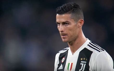 Cristiano Ronaldo Becomes First Footballer To Earn 1 Billion Anytime