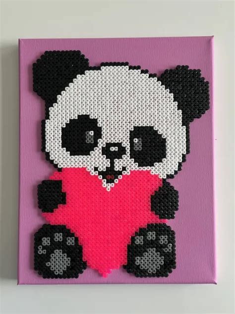 Pixel Art Perles A Repasser Tableau De Panda Avec Son Coeur Eur