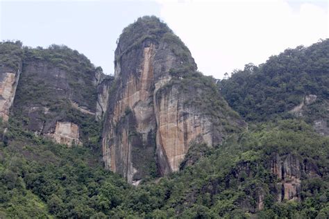 Lembah Harau Lembah Indah Dan Surga Pecinta Panjat Tebing Traverseid