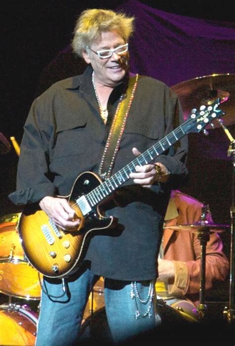 Rock Guitarist Leslie West Dead At 75