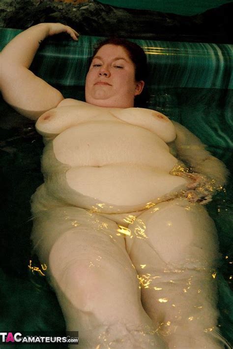 InkedOracle Hot Tub Fun Pics