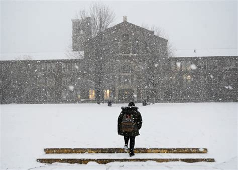 Denver weather: Snow falls Friday downtown , by the foot in the mountains