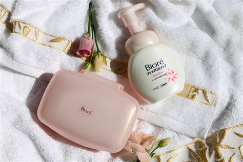Beauty Unearthly: Biore Очищающий Мусс для умывания с увлажняющим ...