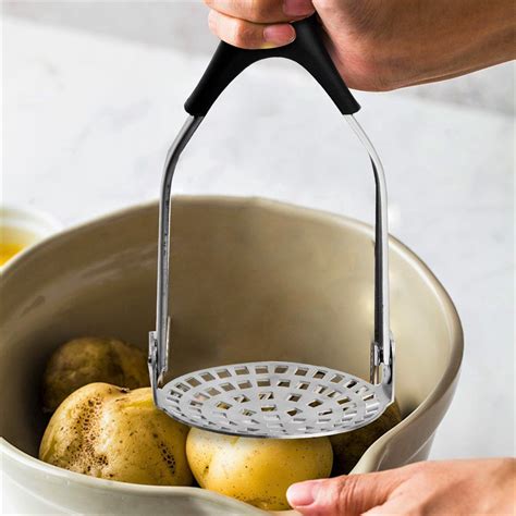 Amassador Espremedor Batatas Articulável Profissional Inox Utifácil I