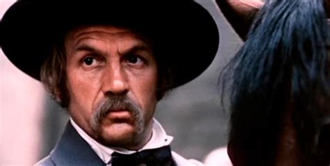 Фильм «Вооружен и очень опасен» (1977) - сюжет, актеры и роли, кадры из ...
