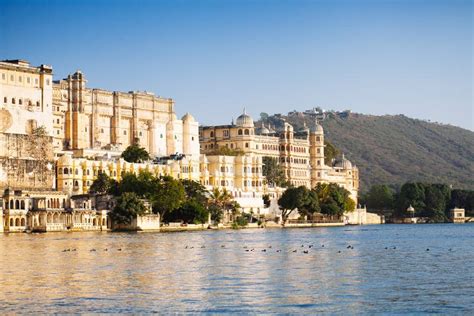 City Palace And Pichola Lake In Udaipur Rajasthan India Stock Photo