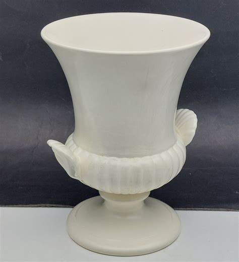 Vintage Wedgwood Etruria Barlaston Grecian Urn Posy Vase Vintage