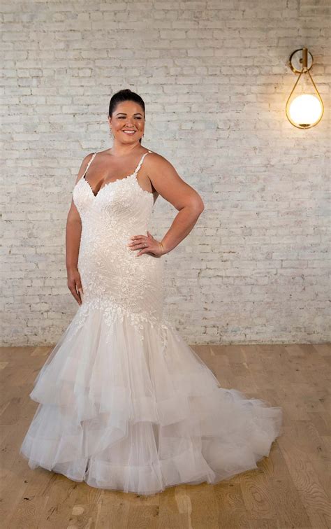 Plus Size Fit And Flare Wedding Dresses With Sleeves