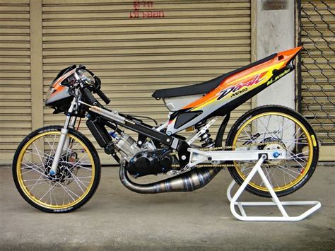 Honda Wave Dash 150 Mary Newman