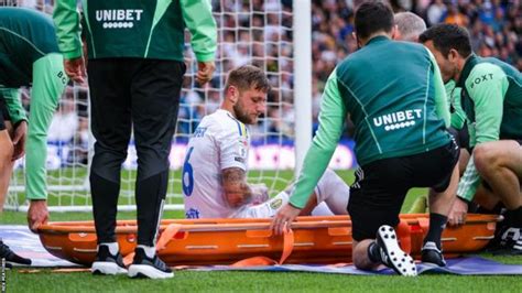 Liam Cooper Leeds United Captain Out For Two Months With Foot Injury