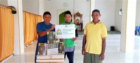 Yakesma Bagikan Ratusan Al Quran Di Maluku Utara Halmaherapost