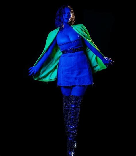 Emma Kenney Nude Porn Pictures Xxx Photos Sex Images Pictoa