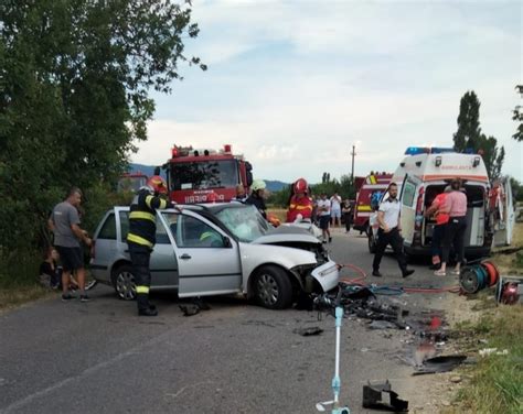 Accident Grav N Hunedoara Opt Persoane Printre Care Cinci Copii