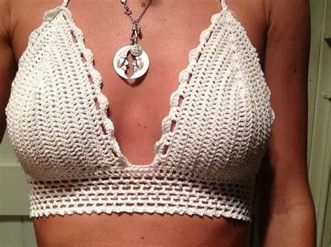 2018 Sexy White Crochet Bikini Women Beachwear Hollow Out Tank Crochet Halter Top Crochet Bra