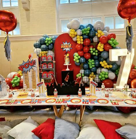 Superhero Themed Party - The Glitzy Balloon Company