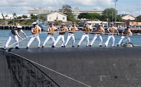 Dvids Images Jmsdf Submarine Arrives In Pearl Harbor Image Of