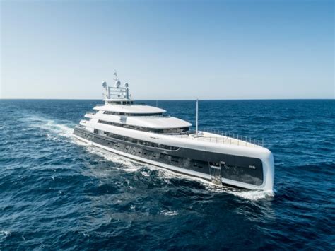 Illusion Plus Rolls Royce Powered Mega Yacht ⋆ Mega Yacht Guy